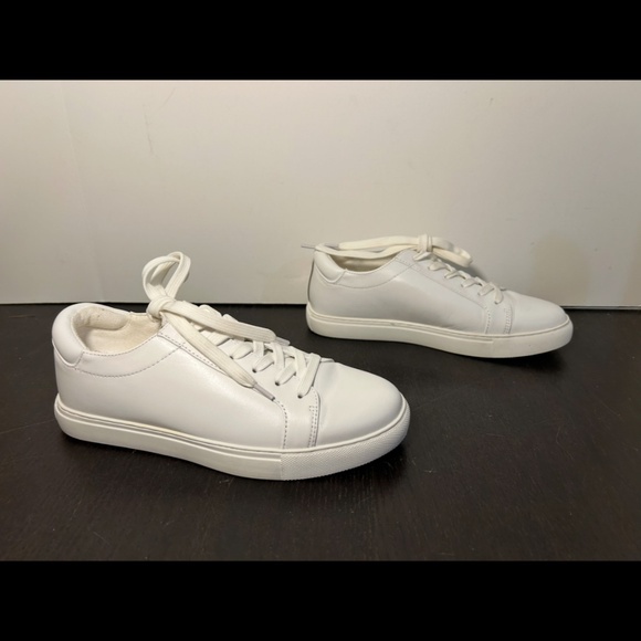Kenneth Cole Leather Kam Sneakers White/Gold Womans 6 - Picture 2 of 16